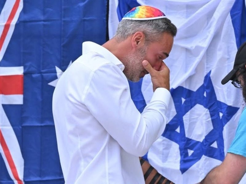 Editorial: We choose the light