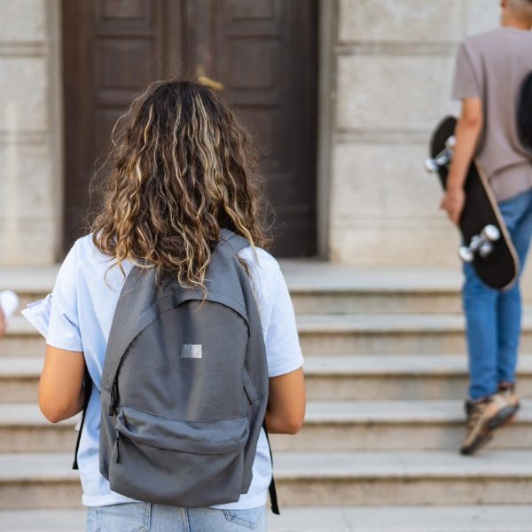 Denise’s Desk: Low ATARs aren’t the teaching crisis. Why high achievers are walking away