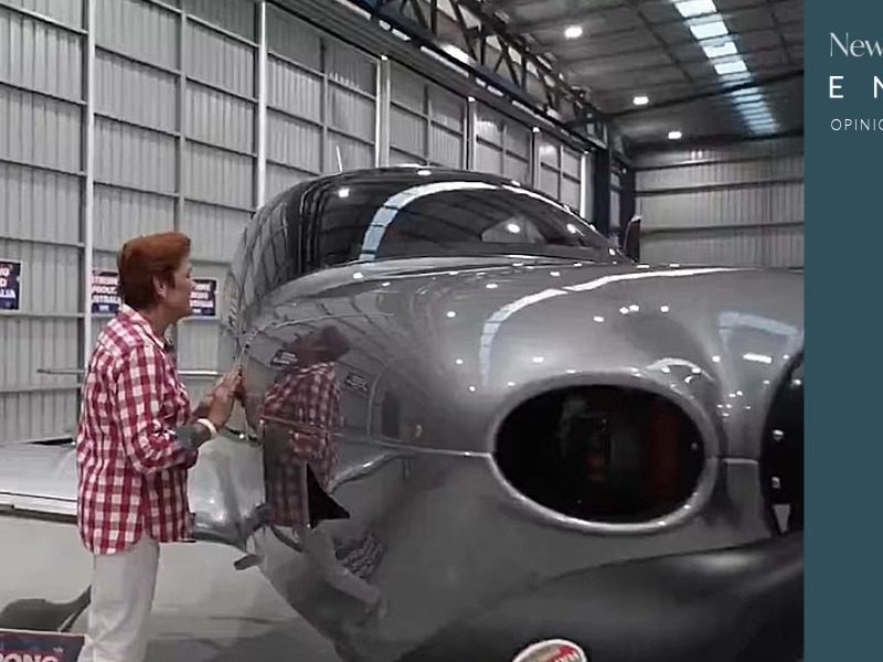 Denise’s Desk: Private Jets, Public Money. How is this allowed?